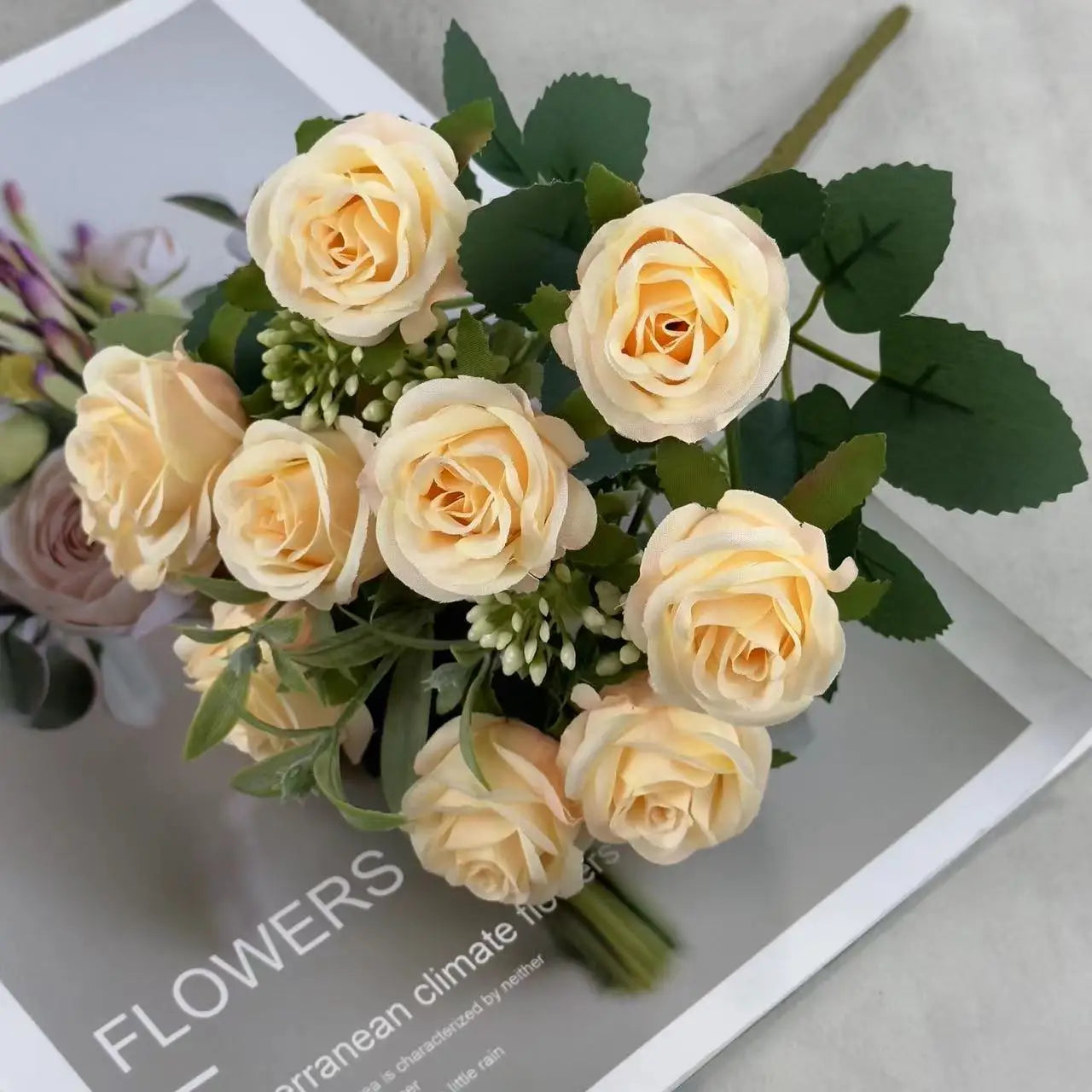 Mini Rosas de Seda – Decoração para Casamento, Mesa e Festa