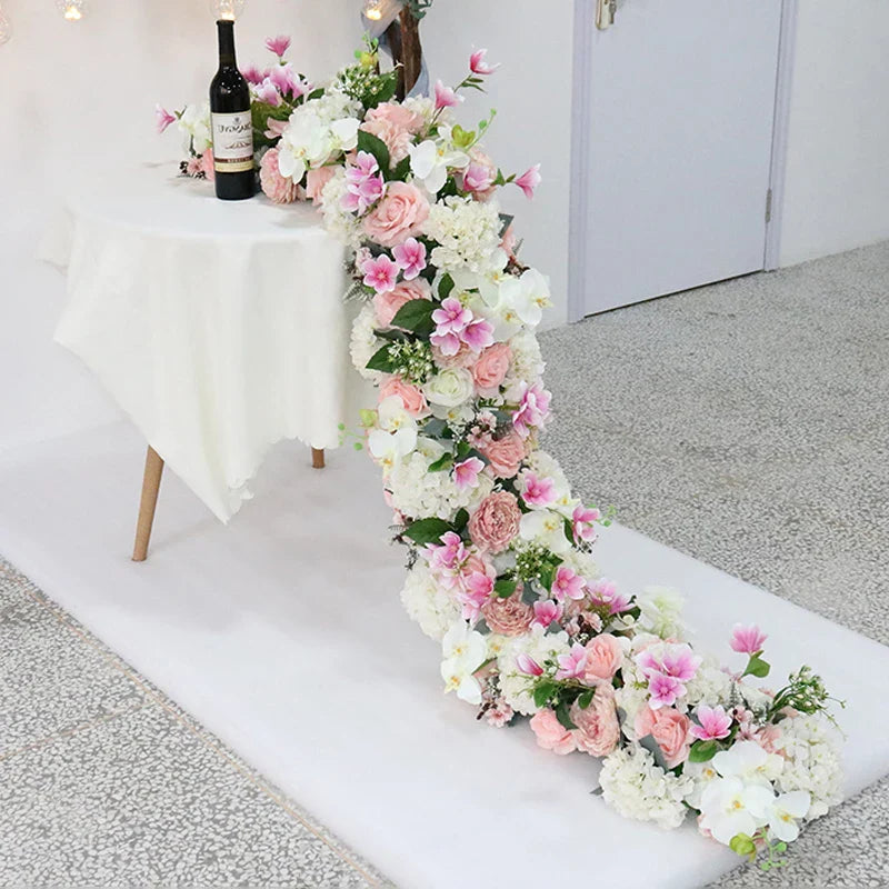 Caminho de Rosas e Peônias – Centro de Mesa e Decoração para Casamento e Festas