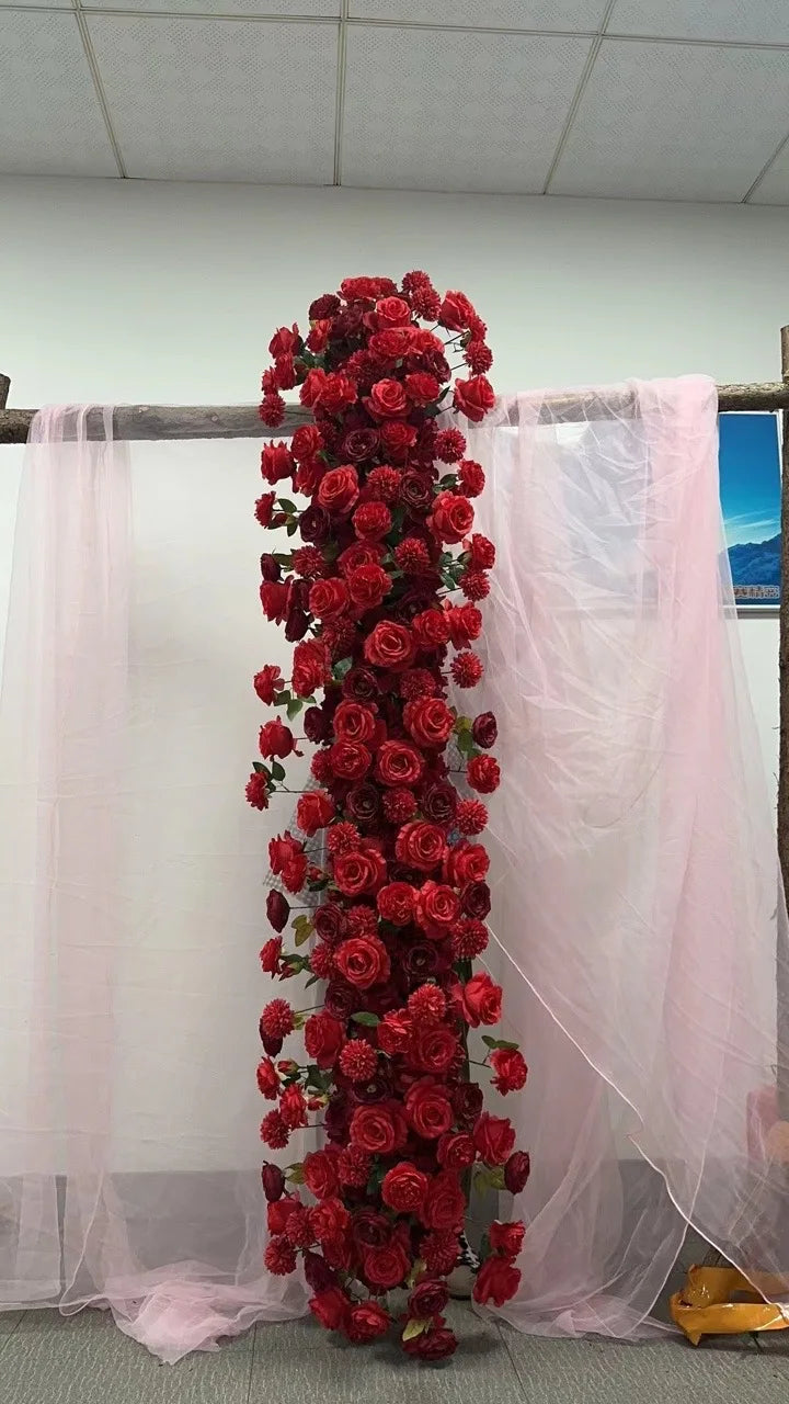 Caminho de Rosas e Peônias – Centro de Mesa e Decoração para Casamento e Festas