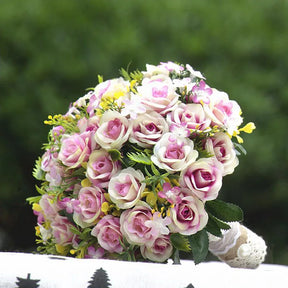 Buquê de Rosas – Acessório para Noiva e Casamento