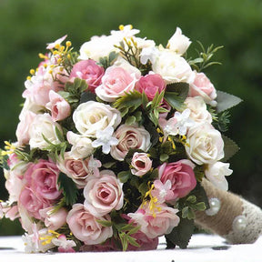 Buquê de Rosas – Acessório para Noiva e Casamento