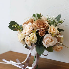 Buquê de Rosas Retro Champagne – Acessório para Noiva e Casamento