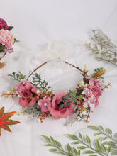 Tiara Floral Boêmia Resort – Coroa de Flores para Casamento e Festas